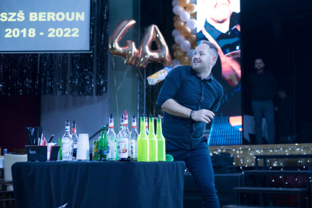 Barmanská show