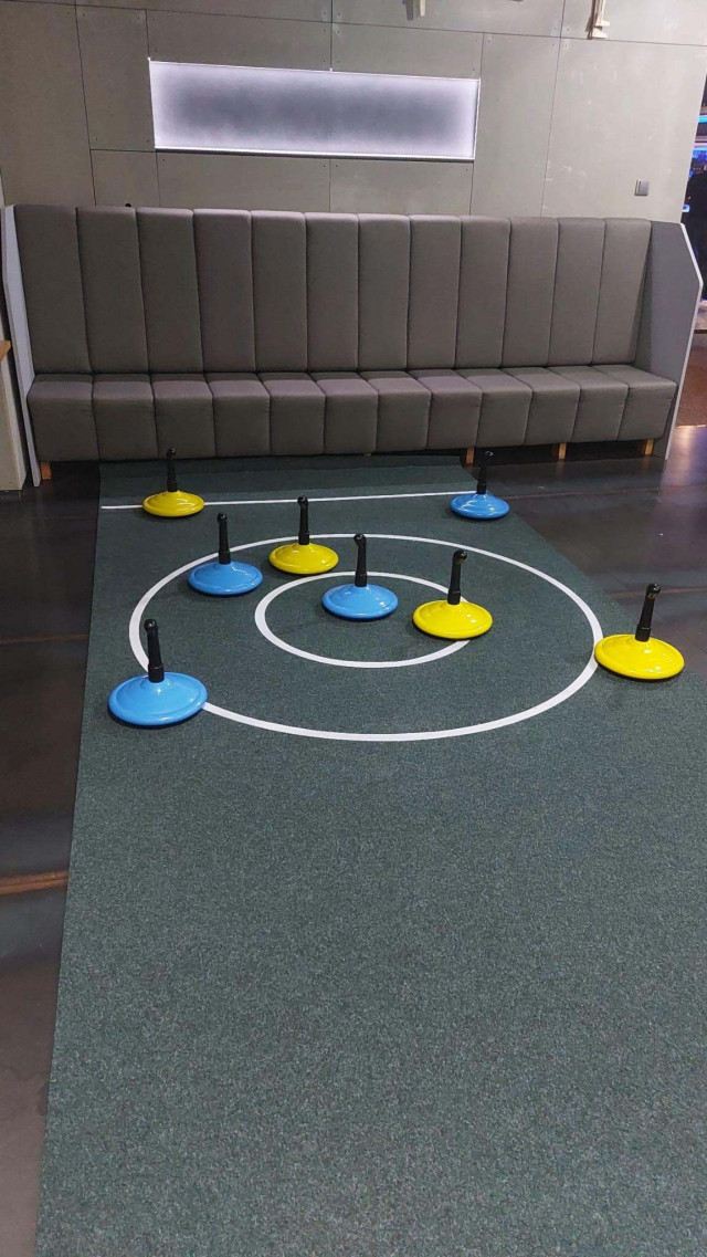Indoor curling na koberci