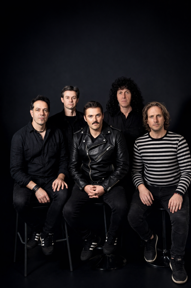 QUEENWAYS - QUEEN TRIBUTE BAND