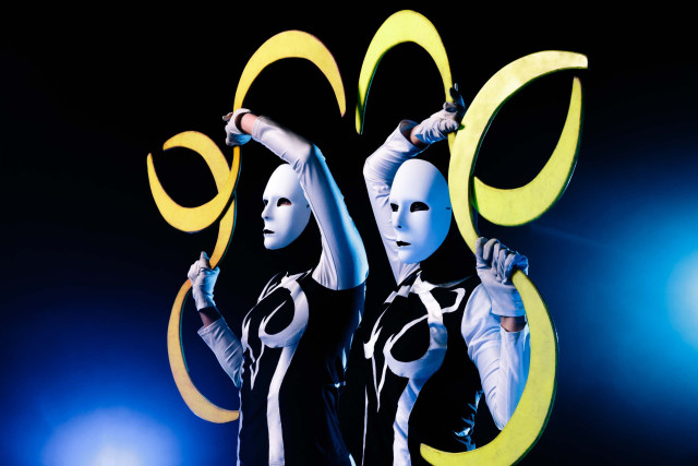 UV show BLUE ILLUSION