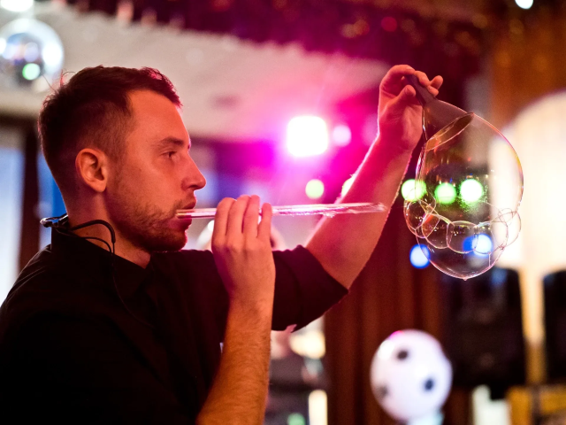 Bubble show