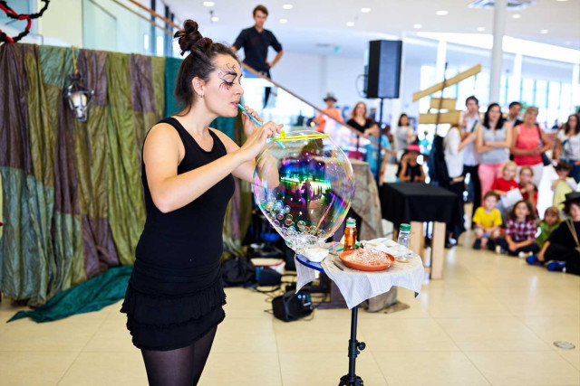 Poetická bublinová show