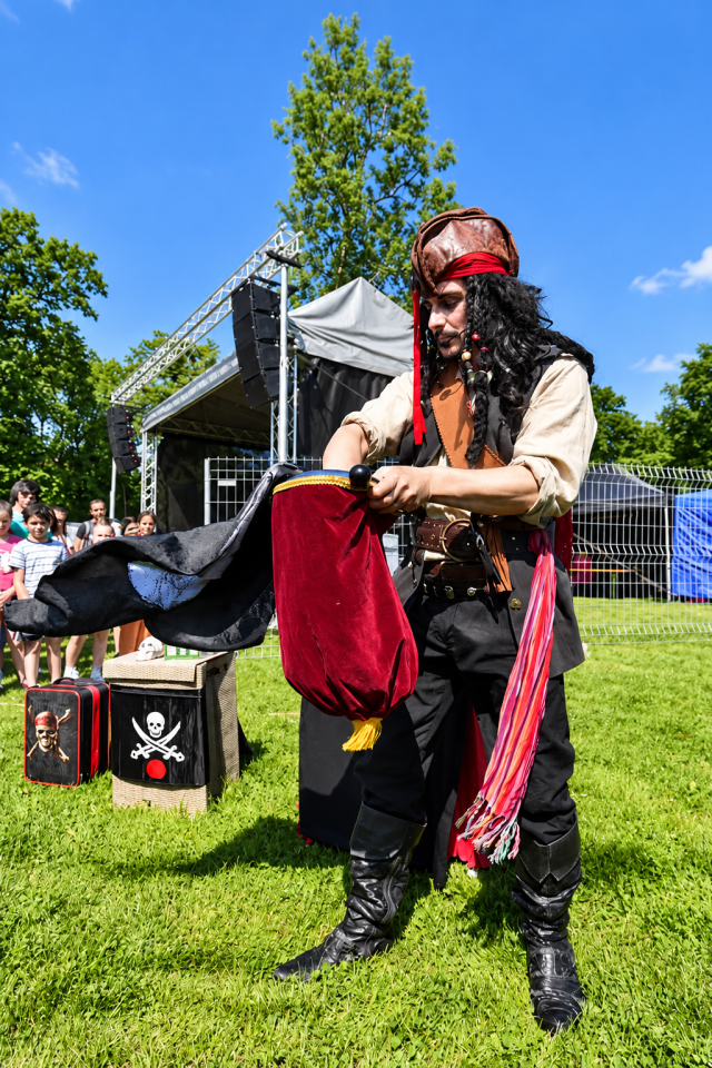 Piráti z Karibiku: Jack Sparrow