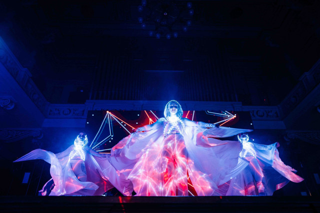 LED show s projekcemi