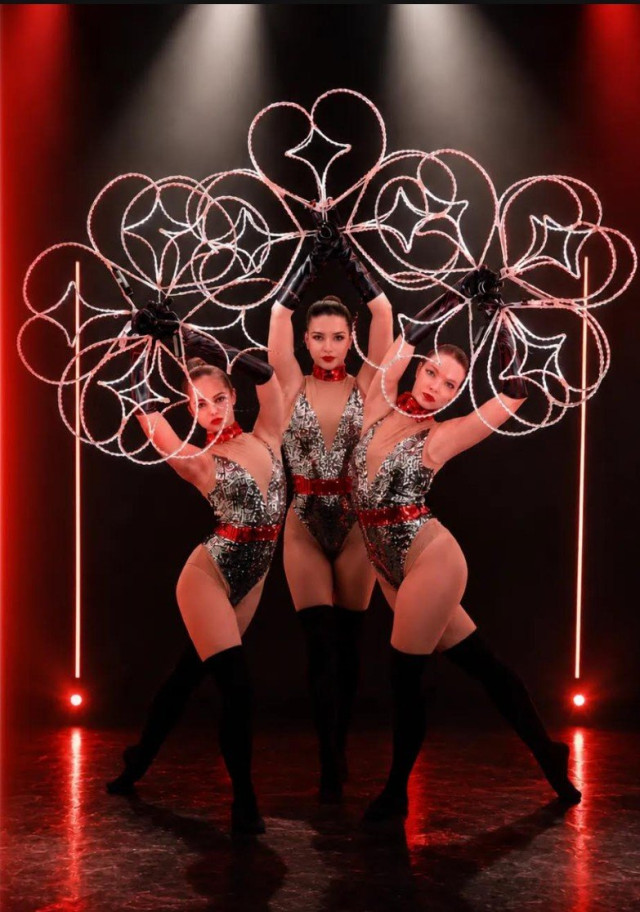 LED Show s živými houslemi
