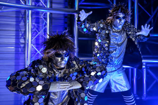 Robotická show