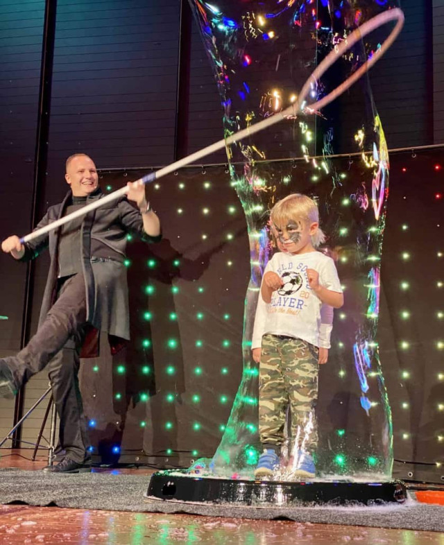 Profesionální bubble show
