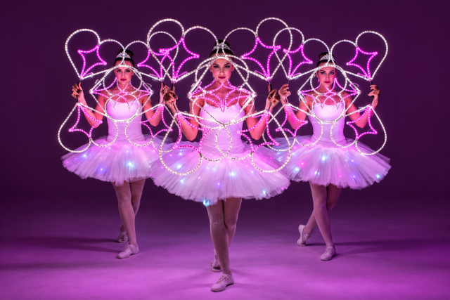 LED show Diamonds