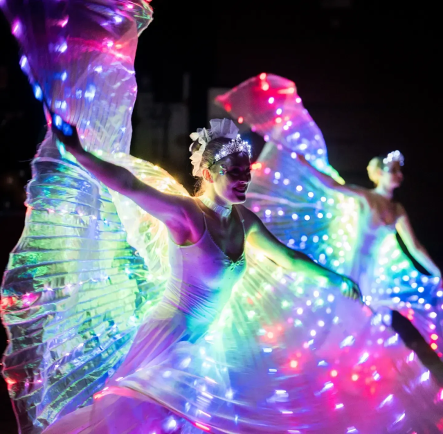 LED show Crystalizace