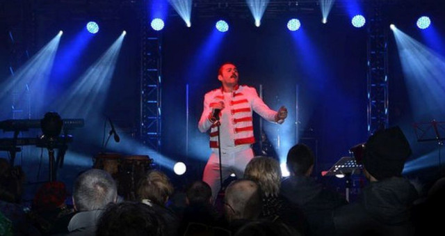 QUEENWAYS - QUEEN TRIBUTE BAND