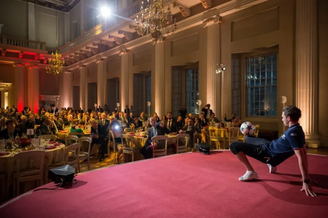 Freestyle fotbalová show