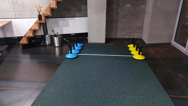 Indoor curling na koberci