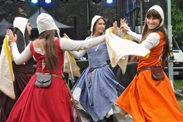 Středověké lidové tance