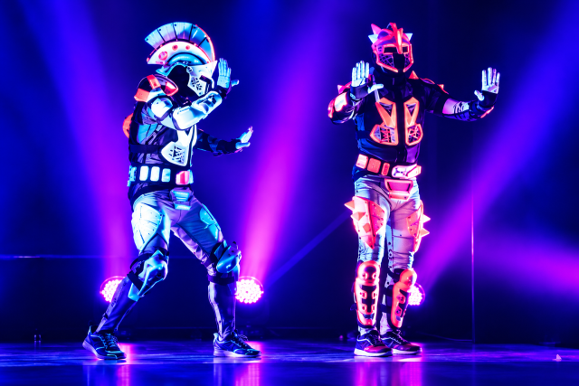 UV robotická light show